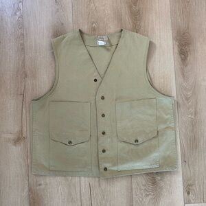 Vintage Filson Tin Cotton Vest. Fits like a Men’s XL.